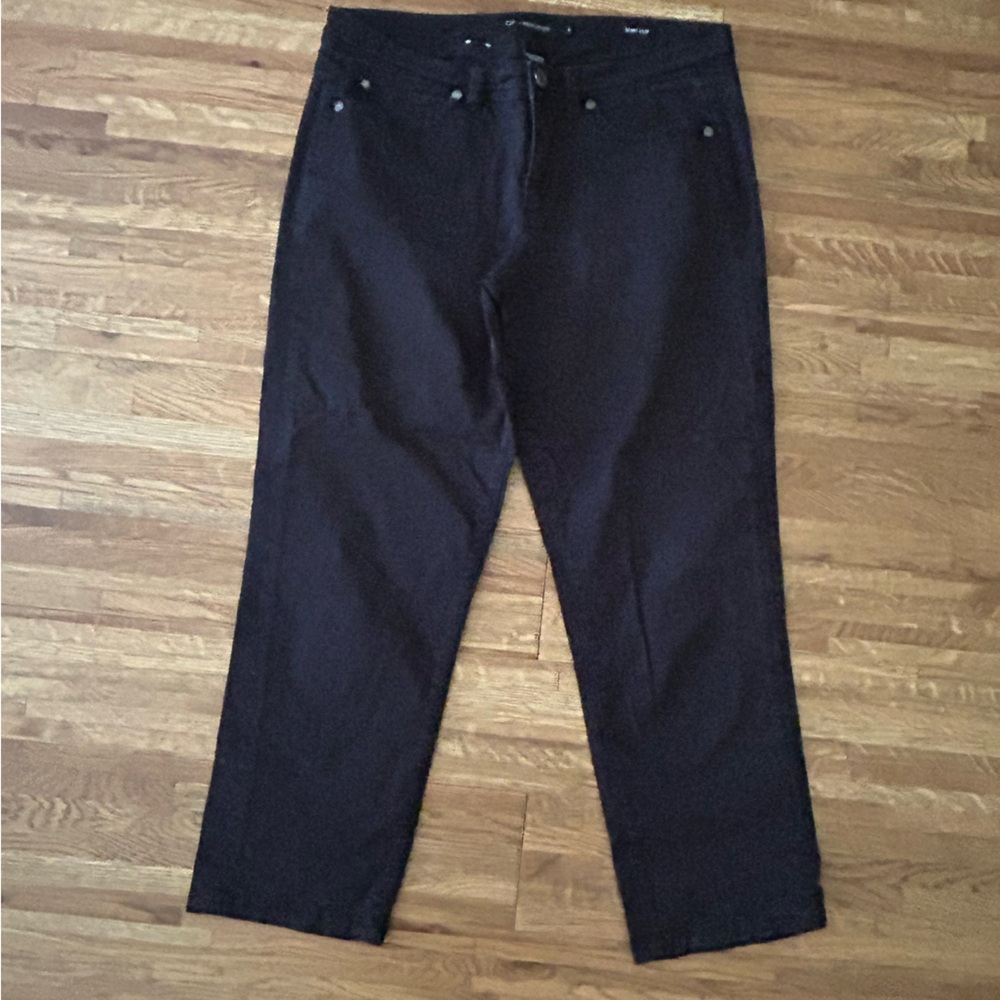 Black Skinny crop pants, size 10
